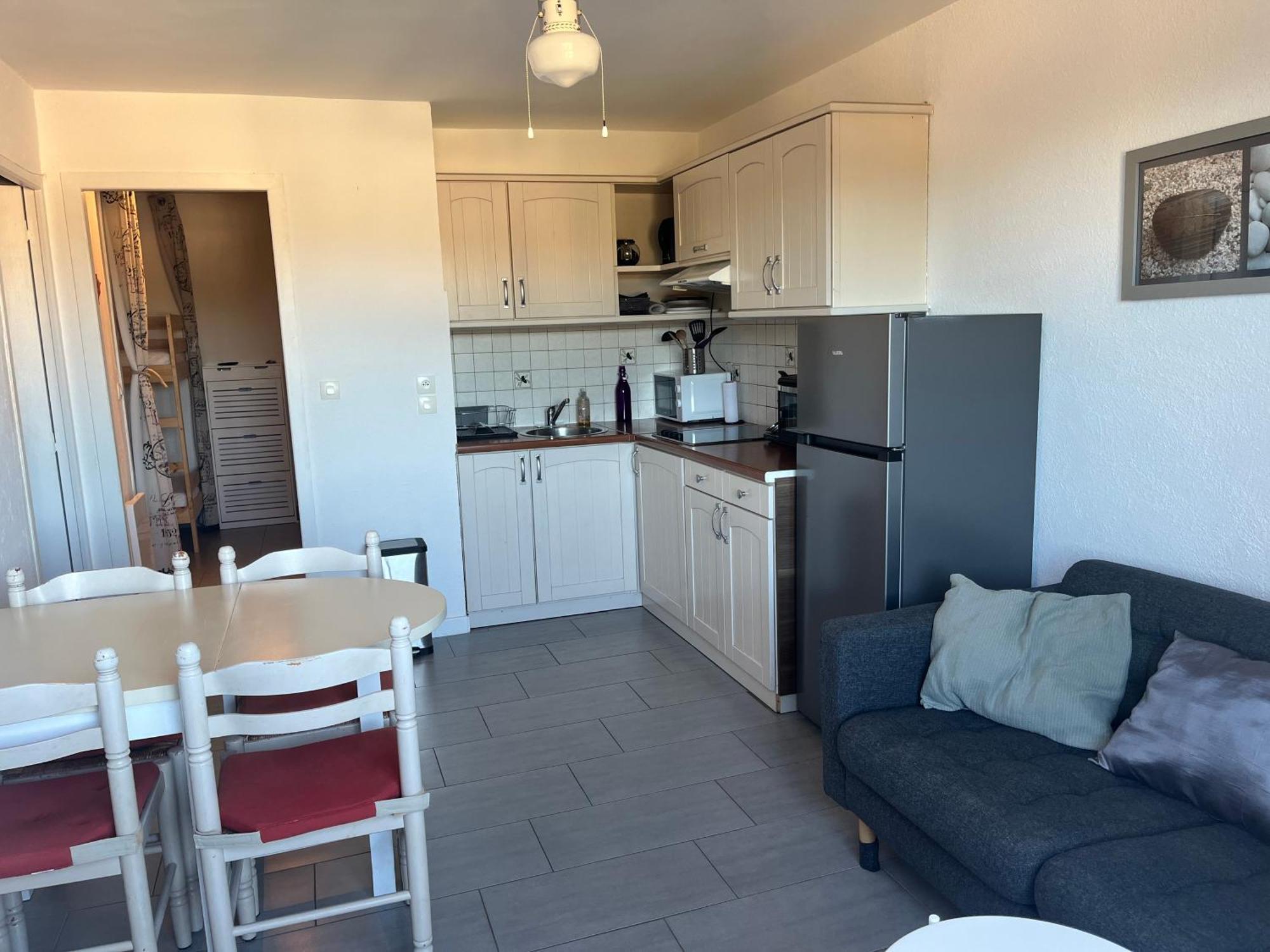 Appartement T2, 4 Personnes, Climatise, Avec Piscine, Village De La Mer La Londe-les-Maures Exterior photo